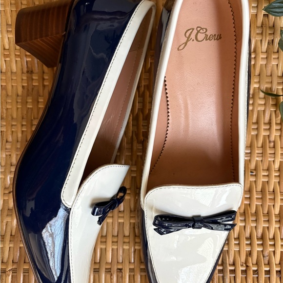 J. Crew Navy and White Patent Leather Loafers with Bow - Picture 3 of 6